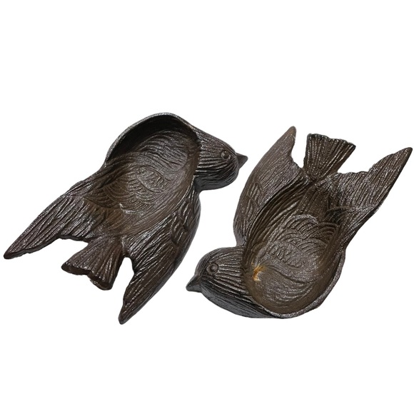 Vintage Cast Iron Ashtrays Sparrow Ornate Detailed Birds Pair Heavy Art Smoking - Picture 11 of 11